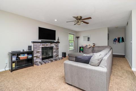 404 Beacon Cir, Bloomington, IL 61704 photo 15