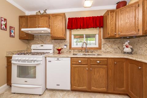 340 Payson St, Hoffman Estates, IL 60169 photo 9