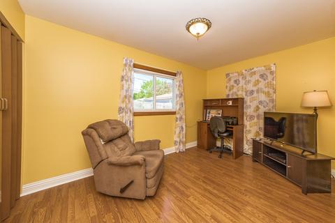 340 Payson St, Hoffman Estates, IL 60169 photo 12