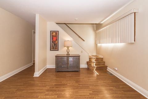 340 Payson St, Hoffman Estates, IL 60169 photo 11