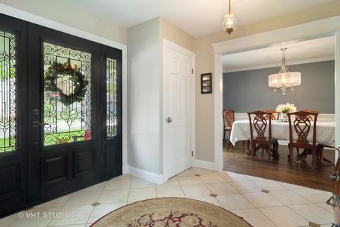1 Woodbine Rd, Rolling Meadows, IL 60008 photo 4