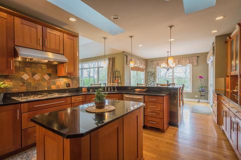 40 W 730 Stone Ridge Ct, Elgin, IL 60124 photo 22