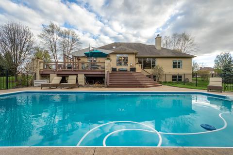 40 W 730 Stone Ridge Ct, Elgin, IL 60124 photo 50