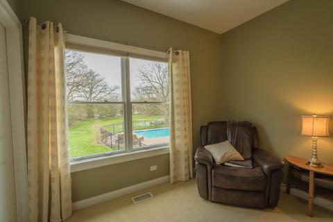 40 W 730 Stone Ridge Ct, Elgin, IL 60124 photo 47