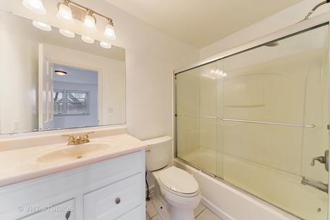 1640 Heather Dr, Algonquin, IL 60102 photo 8