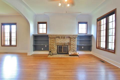 407 E Illinois Ave, Morris, IL 60450 photo 8