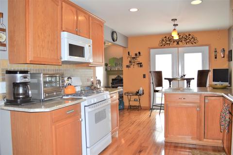 1484 Mackenzie Ln, Elgin, IL 60120 photo 6