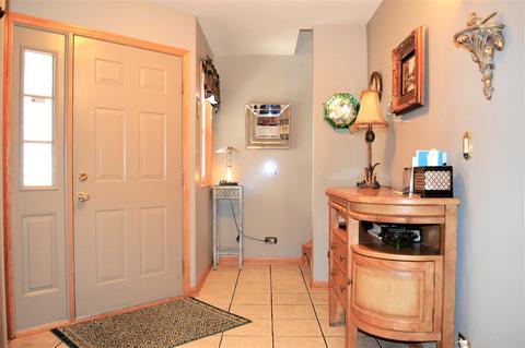 1484 Mackenzie Ln, Elgin, IL 60120 photo 3