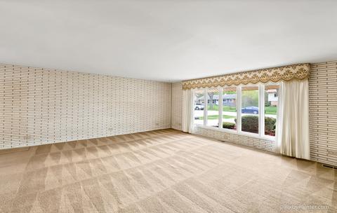 1575 Jefferson Rd, Hoffman Estates, IL 60169 photo 5