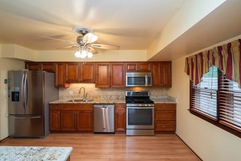 43 Strasma West Dr, Kankakee, IL 60901 photo 5