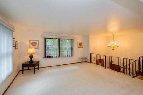 43 Strasma West Dr, Kankakee, IL 60901 photo 2
