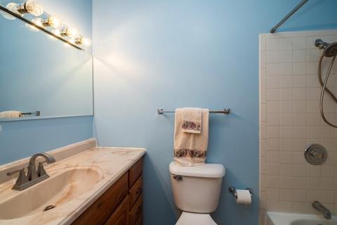 43 Strasma West Dr, Kankakee, IL 60901 photo 8