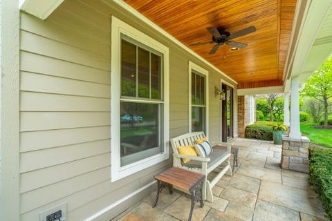 2 S543 White Birch Ln, Wheaton, IL 60189 photo 2
