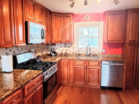 1000 Trask St, Aurora, IL 60505 photo 2