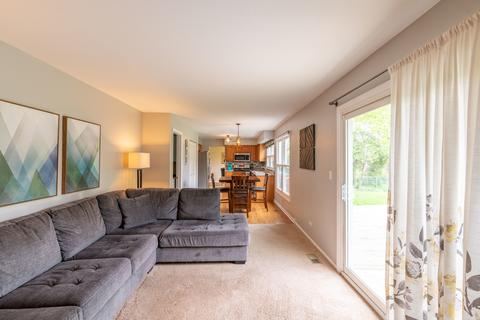 371 Tanoak Ct, Bartlett, IL 60103 photo 8