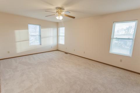 603 Wedgewood Trl, Mchenry, IL 60050 photo 16