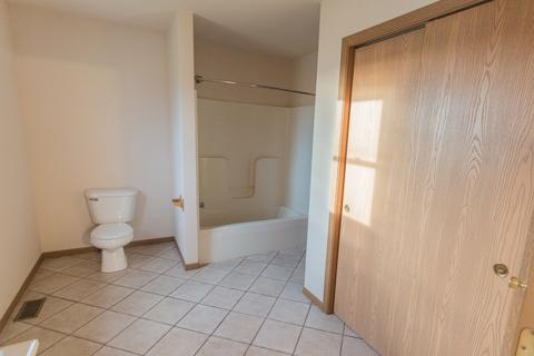 603 Wedgewood Trl, Mchenry, IL 60050 photo 18