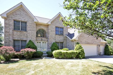 2211 Periwinkle Ln, Algonquin, IL 60102 photo 1