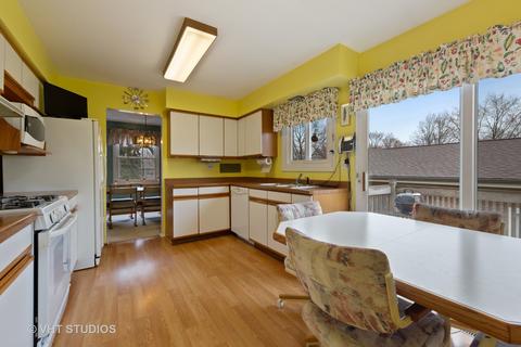 1610 S Lorraine Rd, Wheaton, IL 60189 photo 8
