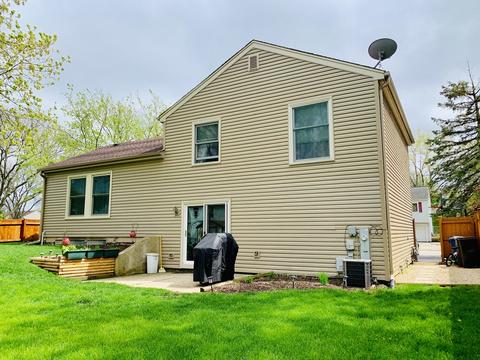 255 Mccook Ct, Bartlett, IL 60103 photo 2
