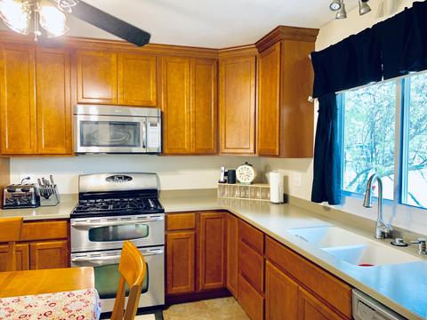 255 Mccook Ct, Bartlett, IL 60103 photo 10