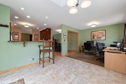 375 E North End Ave, Elmhurst, IL 60126 photo 4