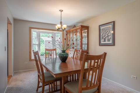 2236 Blacksmith Dr, Wheaton, IL 60189 photo 10