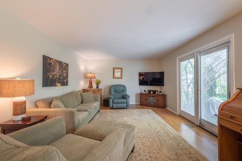 2236 Blacksmith Dr, Wheaton, IL 60189 photo 16