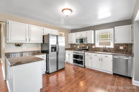 2209 Van Horn Ct, Plainfield, IL 60586 photo 3
