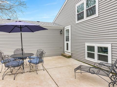 2665 Rolling Meadows Dr, Naperville, IL 60564 photo 27