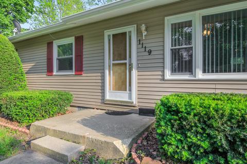 1119 West Ave, Normal, IL 61761 photo 2