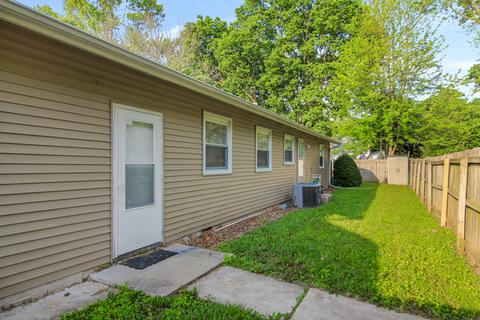 1119 West Ave, Normal, IL 61761 photo 10
