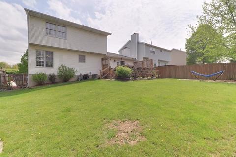 33 Edgewood Ct, Bloomington, IL 61701 photo 31