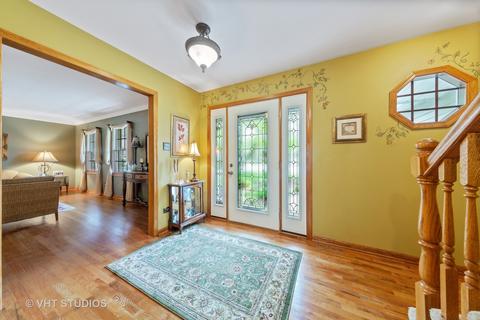 10 S320 Jamie Ln, Willowbrook, IL 60527 photo 4