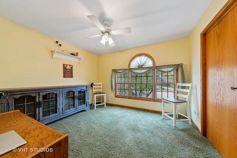 10 S320 Jamie Ln, Willowbrook, IL 60527 photo 17