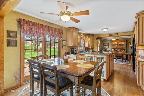 10 S320 Jamie Ln, Willowbrook, IL 60527 photo 8