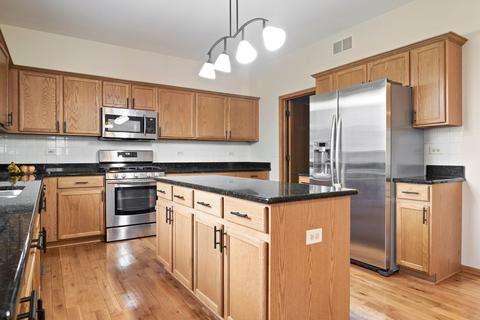 1031 Amaranth Dr, Aurora, IL 60504 photo 9