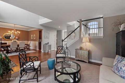 1650 Constitution Dr, Glenview, IL 60026 photo 5