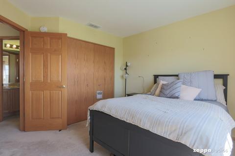 567 Declaration Ln, Aurora, IL 60502 photo 27