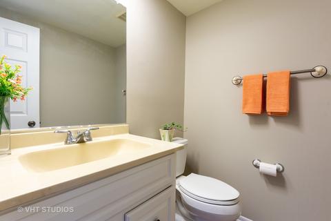 306 Oakwood Ln, Wheeling, IL 60090 photo 11
