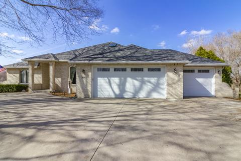 420 E Pine Meadow Ct, Morris, IL 60450 photo 1