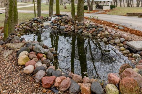 420 E Pine Meadow Ct, Morris, IL 60450 photo 4