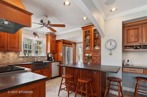 835 Forest Ave, Deerfield, IL 60015 photo 9