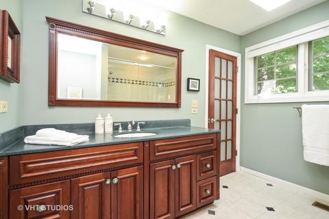 835 Forest Ave, Deerfield, IL 60015 photo 14