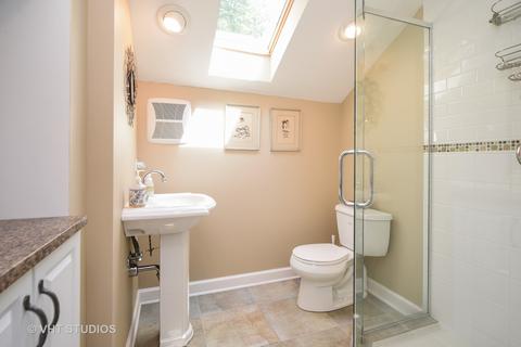 835 Forest Ave, Deerfield, IL 60015 photo 18