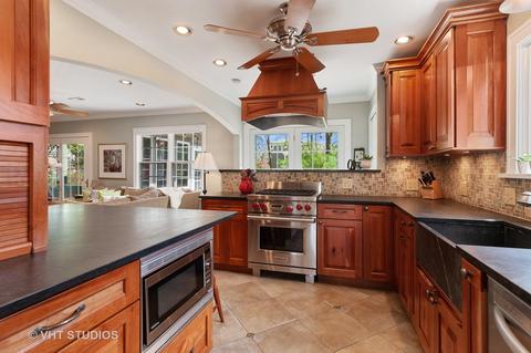 835 Forest Ave, Deerfield, IL 60015 photo 8