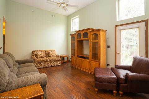 184 Millers Xing, Itasca, IL 60143 photo 3