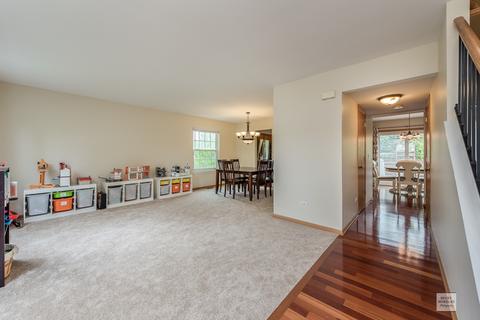 2466 Spring Valley Ct, Aurora, IL 60503 photo 7
