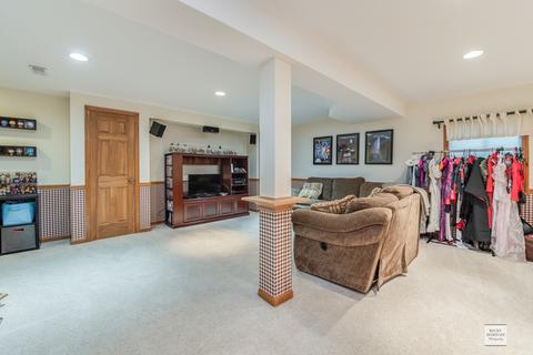 2466 Spring Valley Ct, Aurora, IL 60503 photo 20