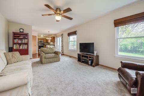 2466 Spring Valley Ct, Aurora, IL 60503 photo 12